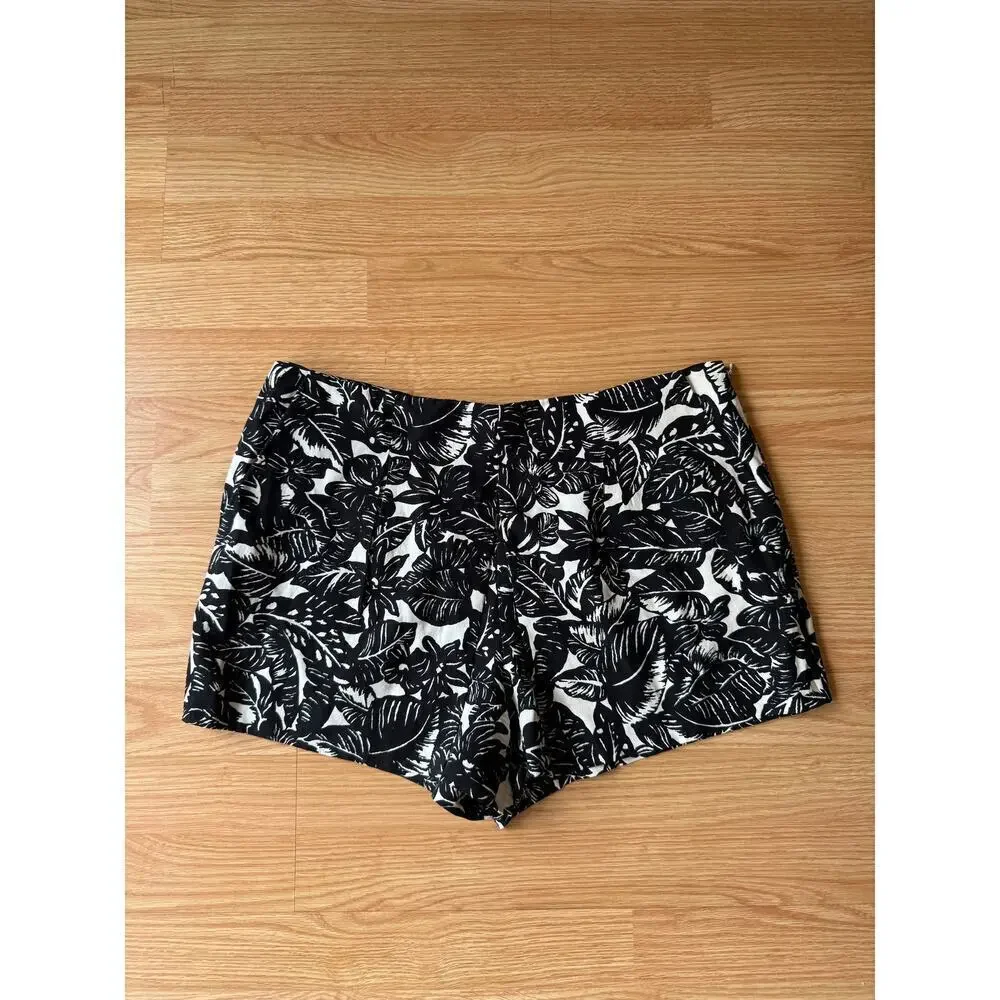 NORDSTROM Joie Shorts Size 6 $219 MSRP